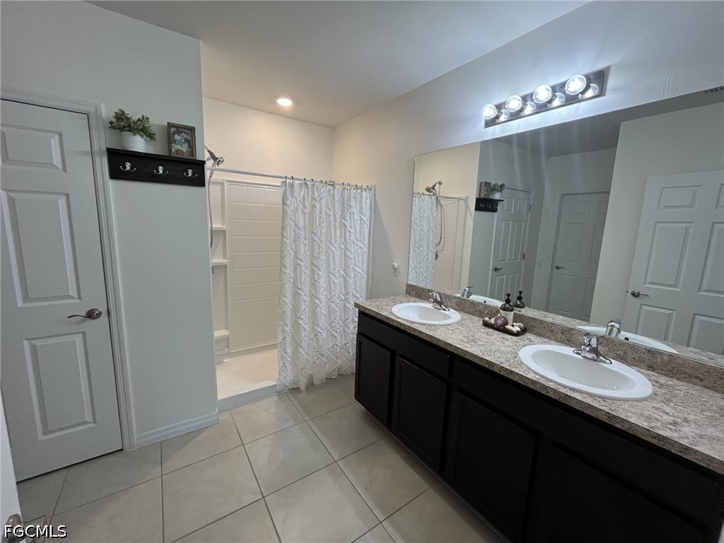 2816 Zaragoza Court Cape Coral FL 33909 2026026185 image19