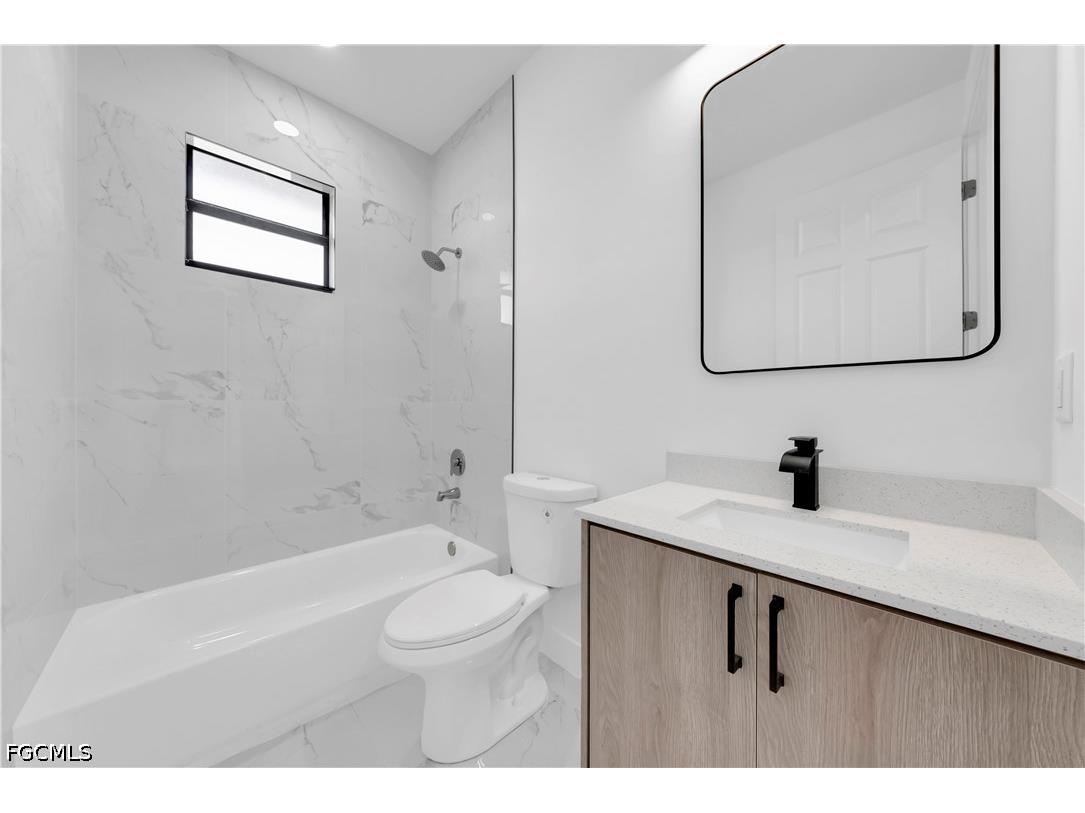 2817 5th Street SW Lehigh Acres FL 33976 2026024042 image13