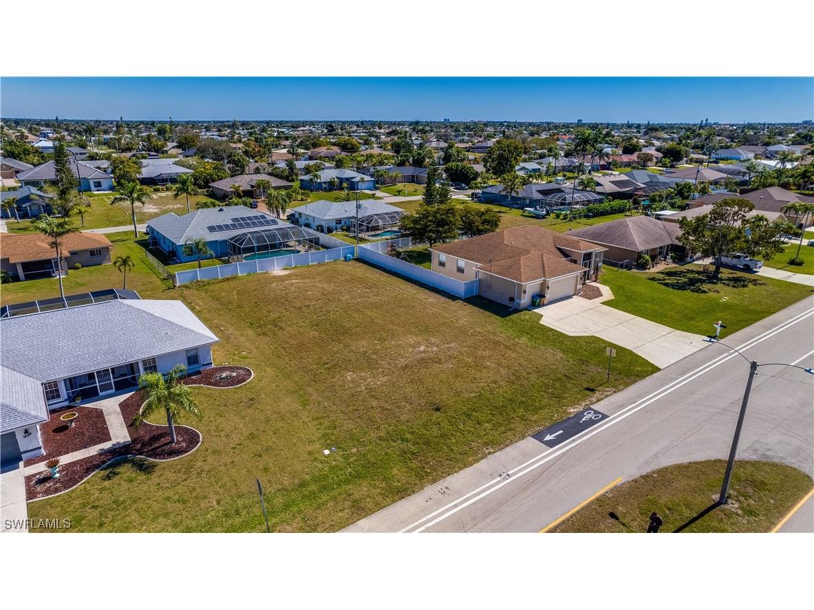 2817 Academy Boulevard Cape Coral FL 33904 224016127 image1
