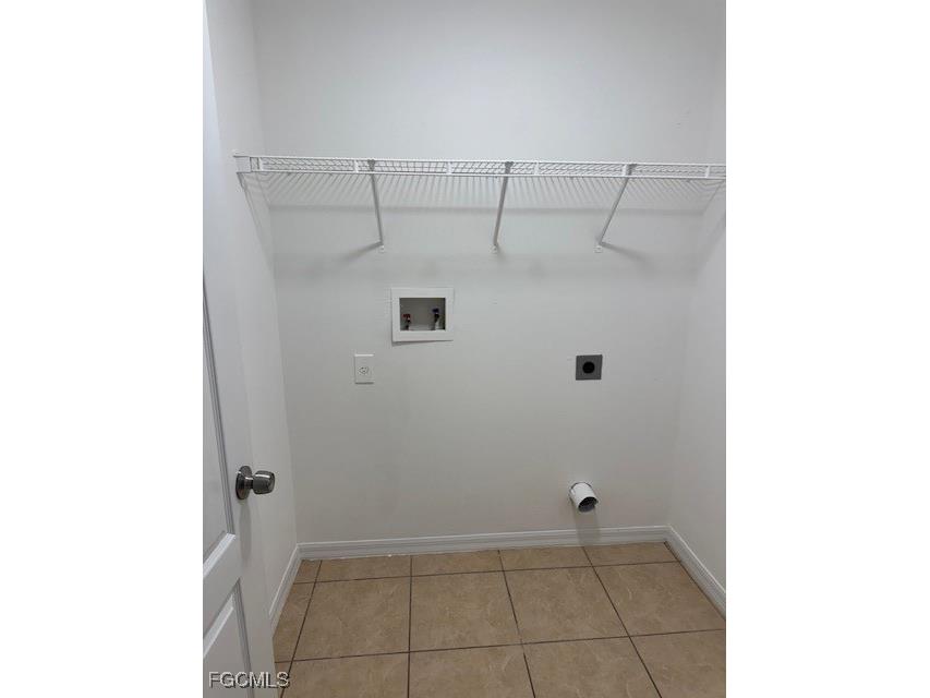 2817 NE 4th Avenue Cape Coral FL 33909 2026001085 image13