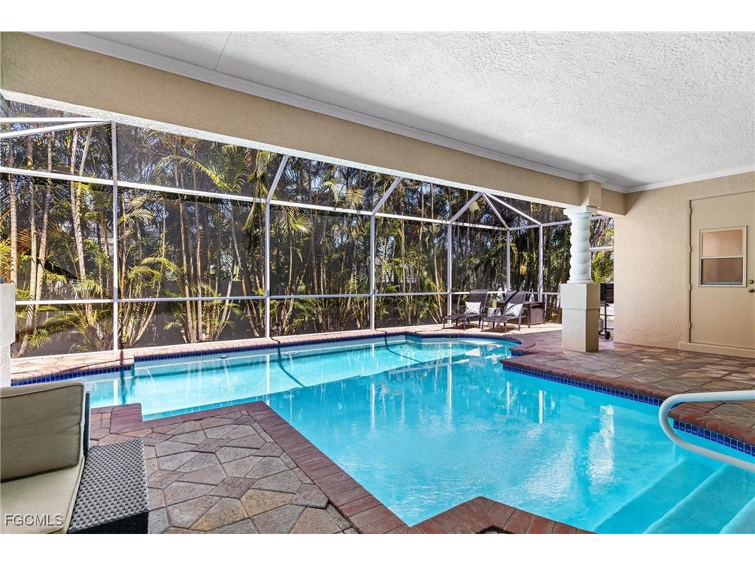 2817 SW 42nd Lane Cape Coral FL 33914 2025002795 image1