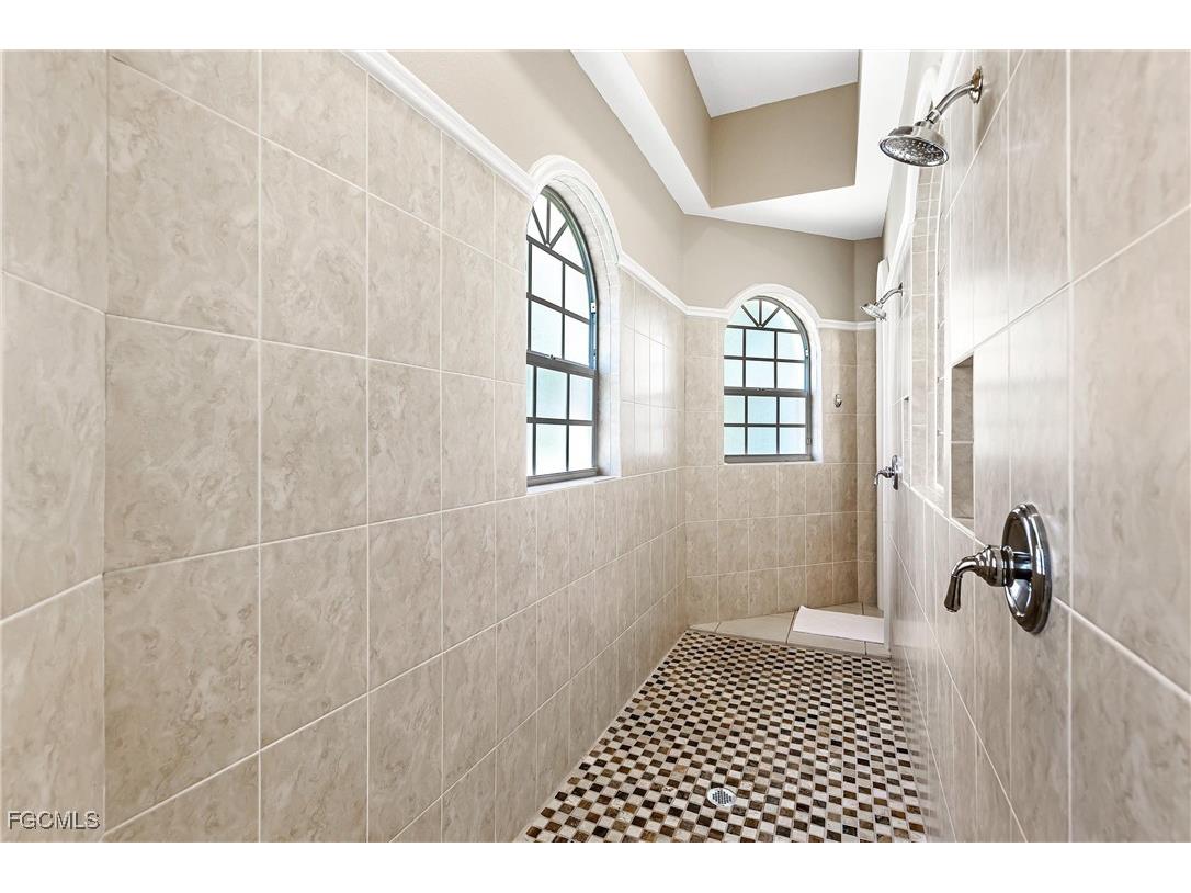 2817 SW 42nd Lane Cape Coral FL 33914 2025002795 image14