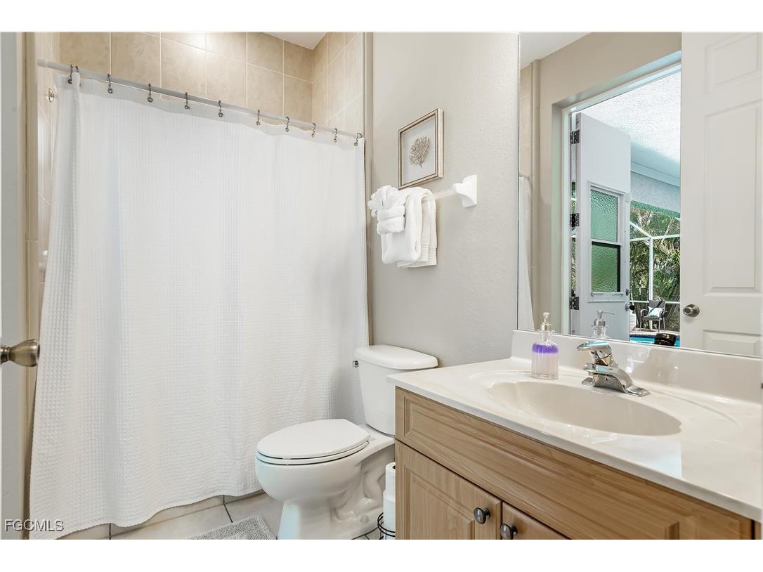 2817 SW 42nd Lane Cape Coral FL 33914 2025002795 image18