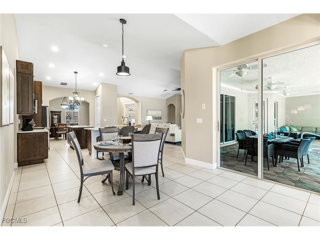 2817 SW 42nd Lane Cape Coral FL 33914 2025002795 image7