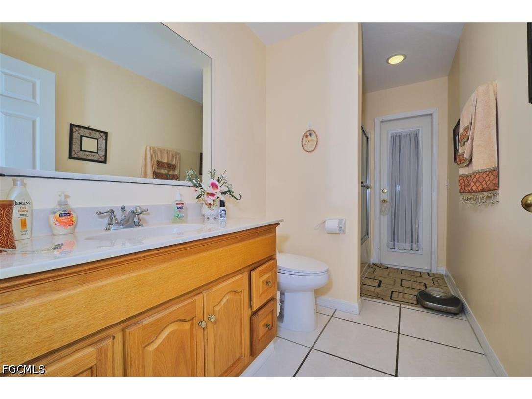 2817 SW 43rd Street Cape Coral FL 33914 2026025338 image17