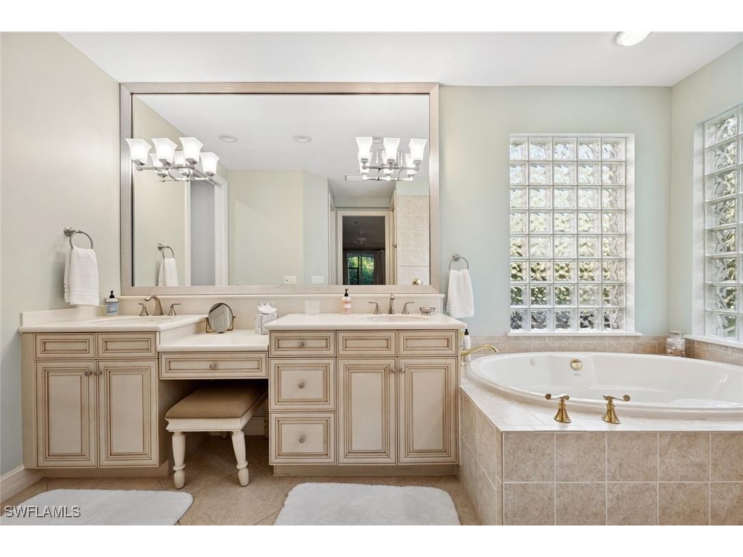 2817 Tiburon Blvd E #101 Naples FL 34109 225029504 image12