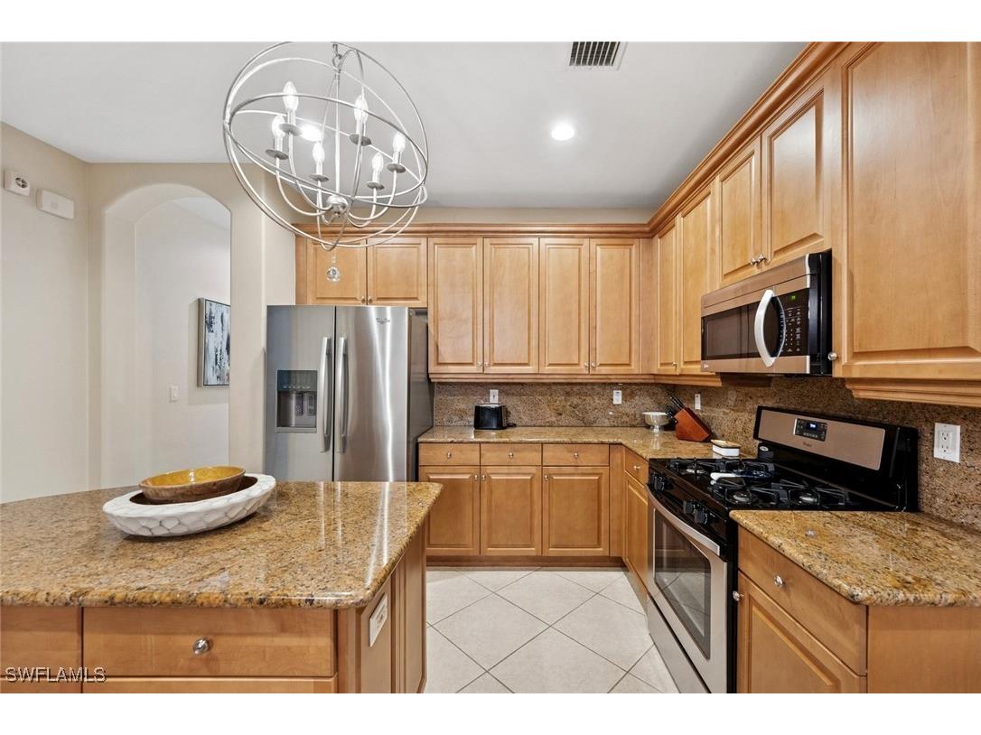 2817 Tiburon Blvd E #101 Naples FL 34109 225029504 image18