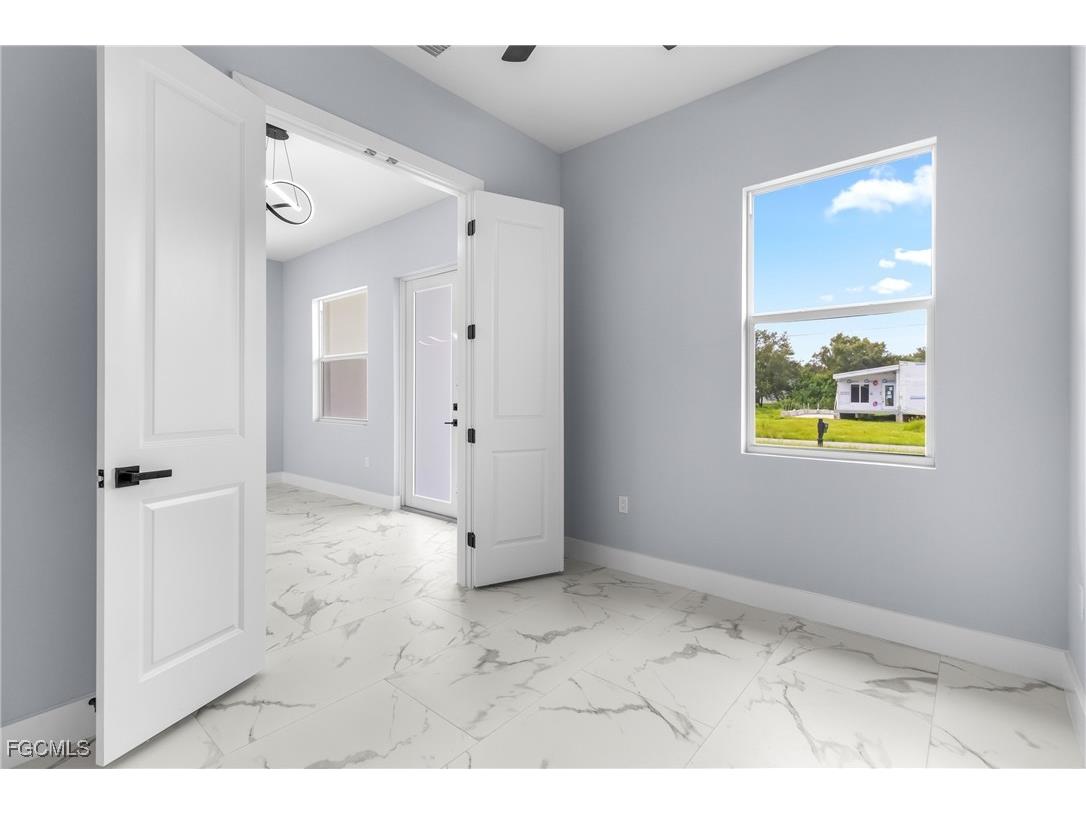 2818 42nd Street SW Lehigh Acres FL 33976 2025009102 image6