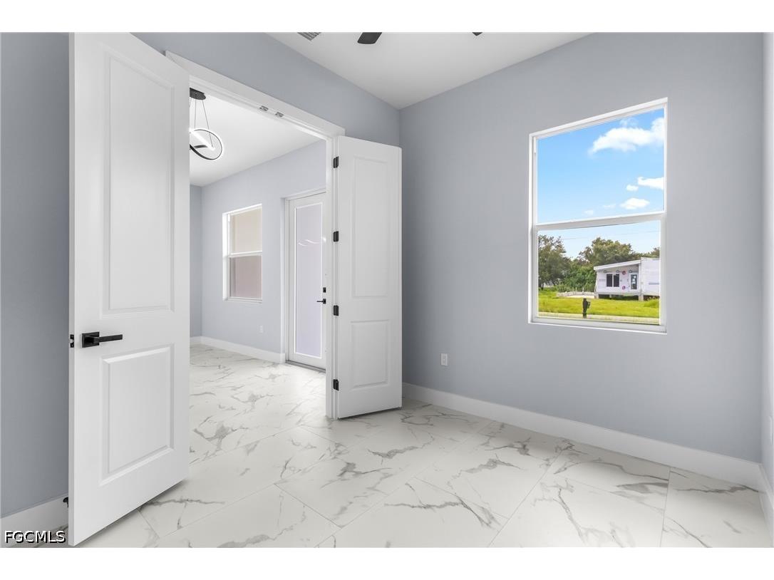 2818 42nd Street SW Lehigh Acres FL 33976 2026015324 image6