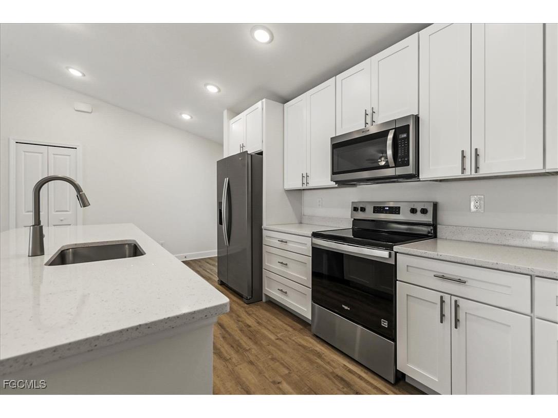 2818 NW 18th Place Cape Coral FL 33993 2025016653 image6