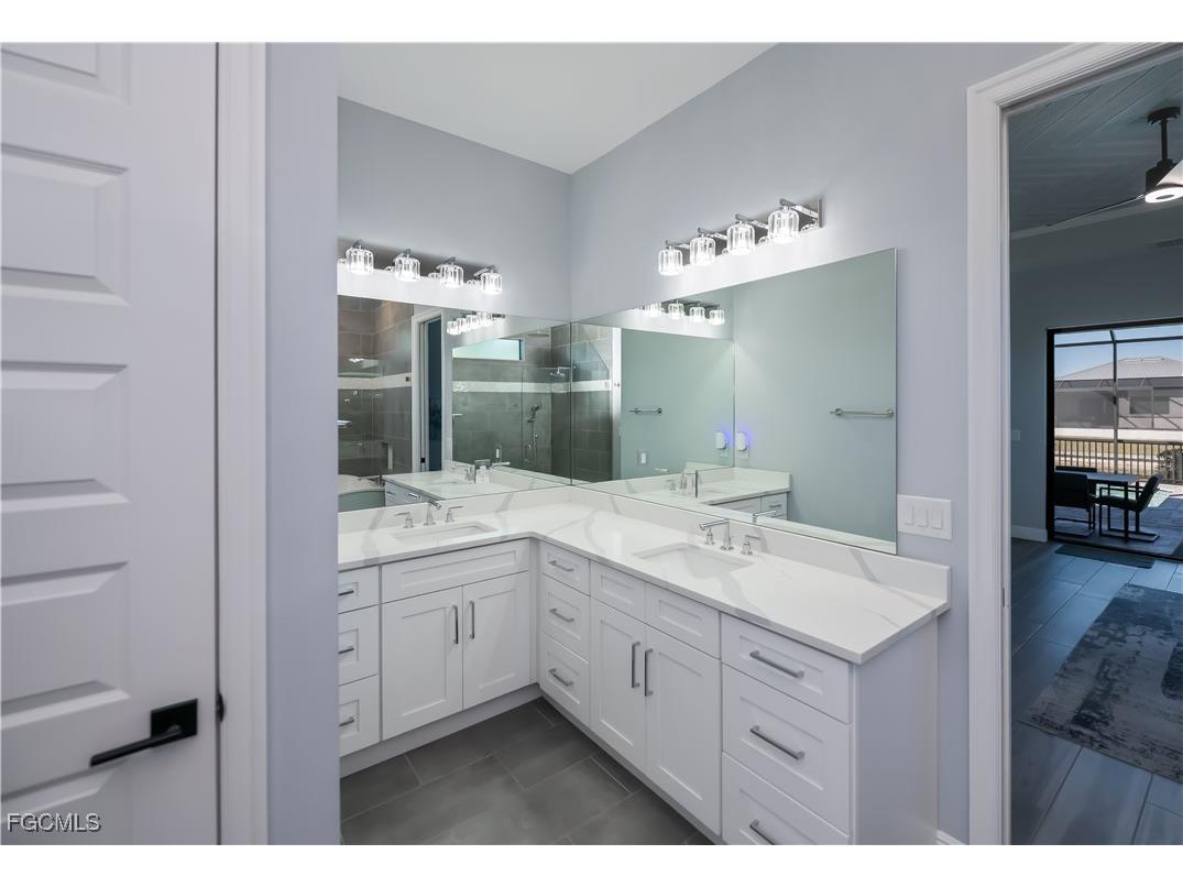 2818 Old Burnt Store Road N Cape Coral FL 33993 2025024958 image15