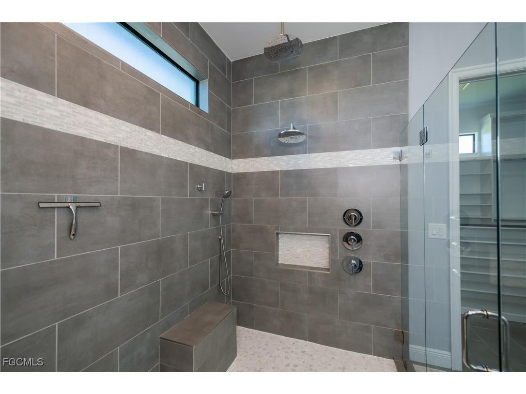 2818 Old Burnt Store Road N Cape Coral FL 33993 2025024958 image17