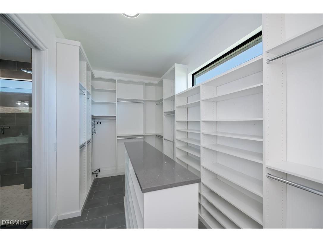 2818 Old Burnt Store Road N Cape Coral FL 33993 2025024958 image19