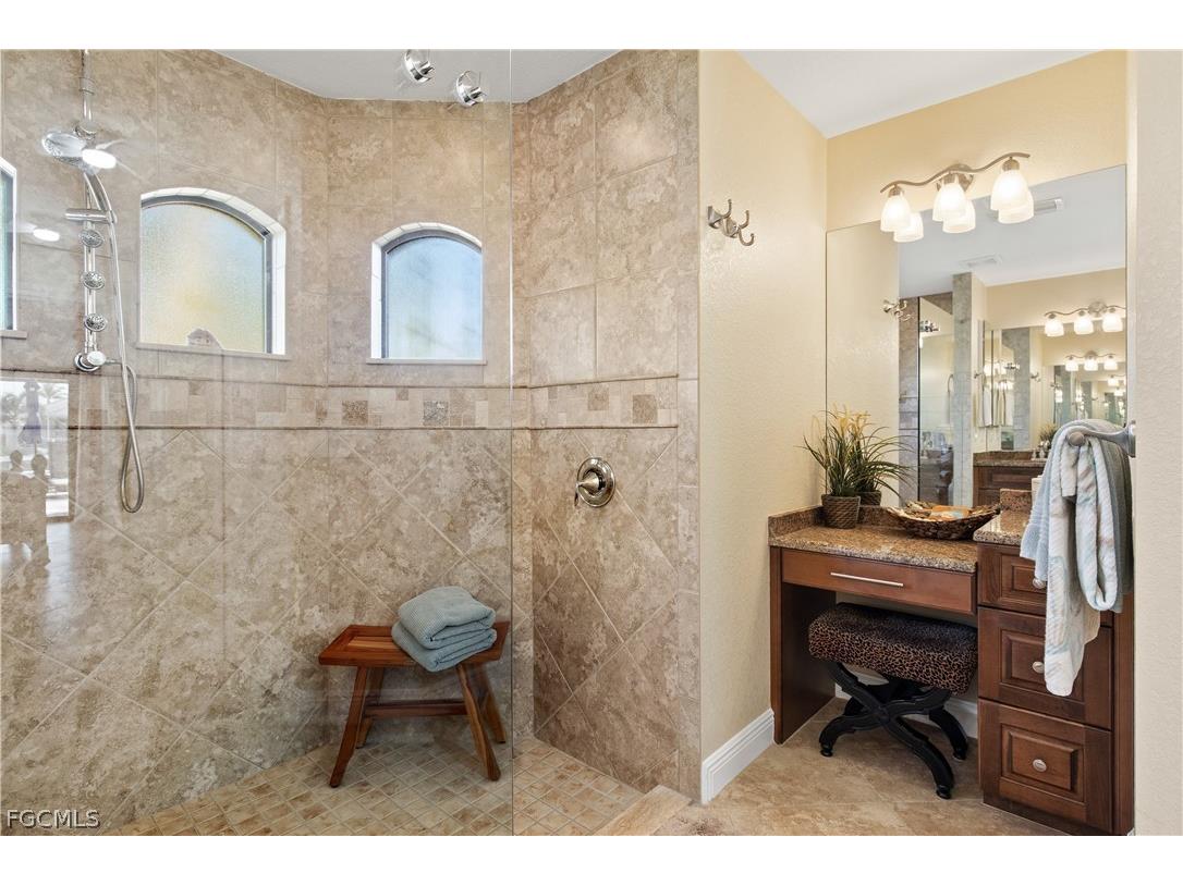 2818 SW 39th Street Cape Coral FL 33914 2026008211 image20
