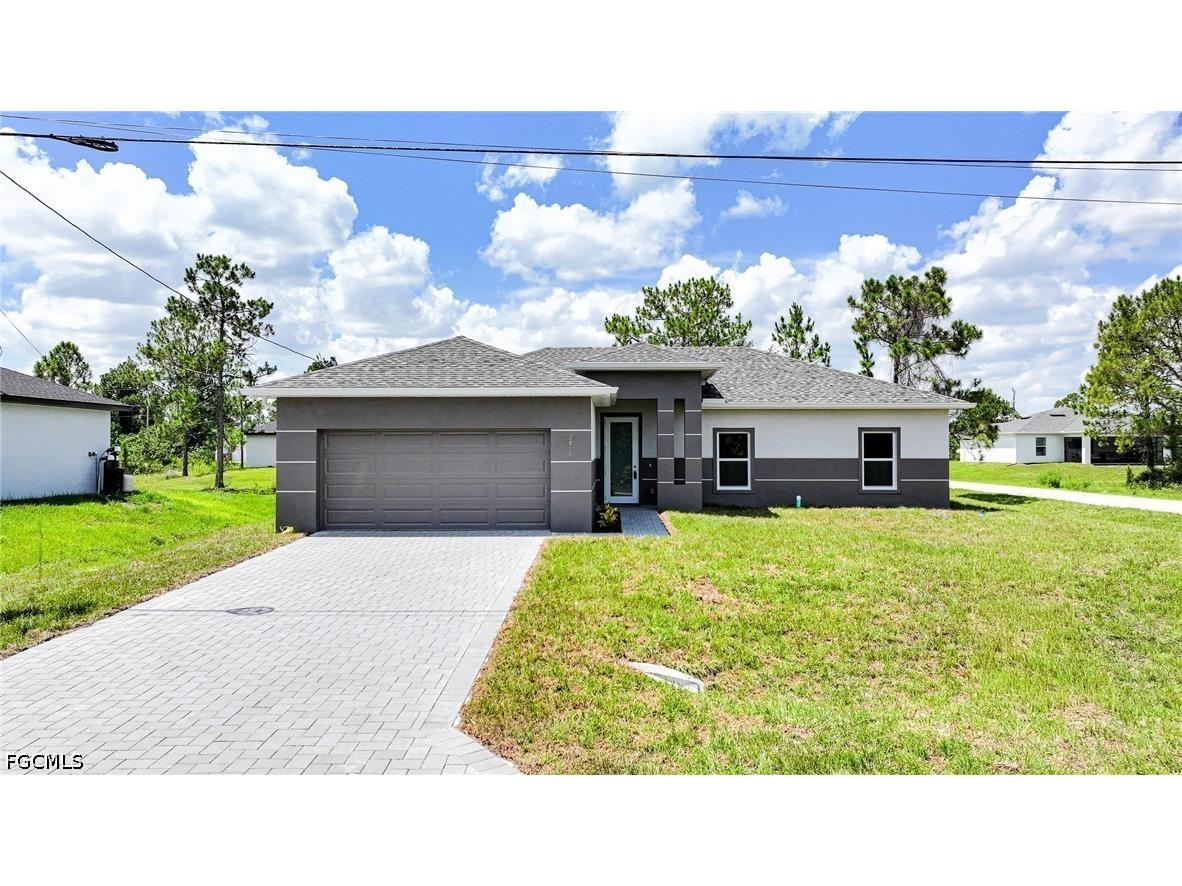 2819 32nd Street W Lehigh Acres FL 33971 2026028009 image1