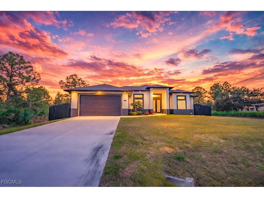 2819 34th Street W Lehigh Acres FL 33971 2026004701 image1