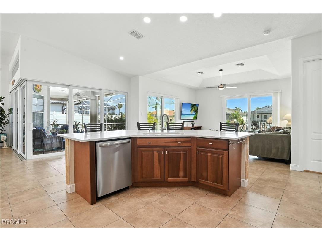 2819 SW 33rd Street Cape Coral FL 33914 2025002404 image13