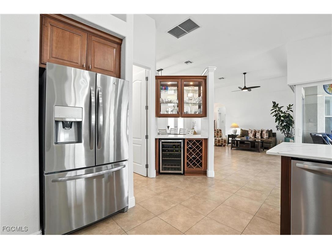 2819 SW 33rd Street Cape Coral FL 33914 2025002404 image14