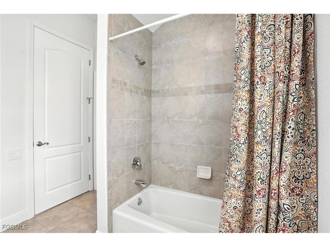 2819 SW 33rd Street Cape Coral FL 33914 2025002404 image31