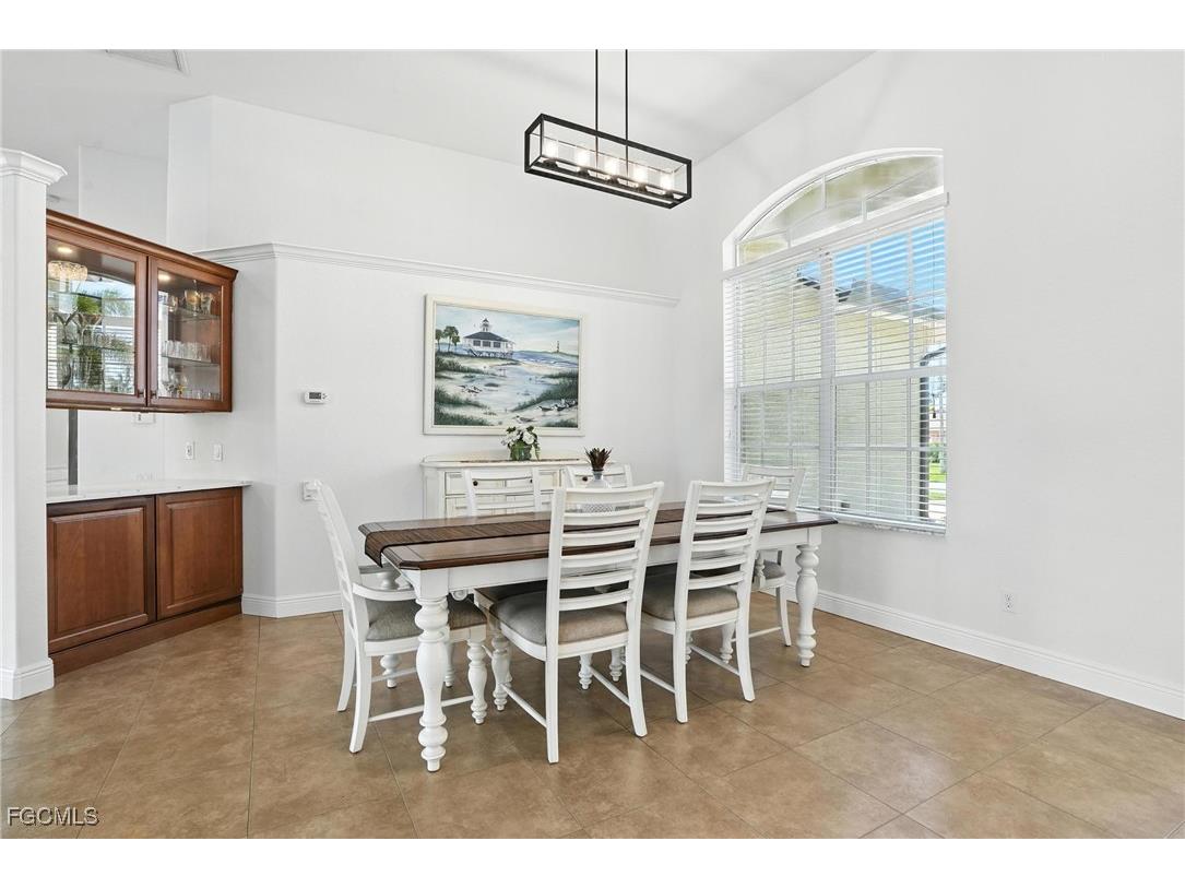 2819 SW 33rd Street Cape Coral FL 33914 2025002404 image8