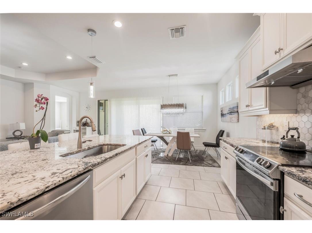 28192 Seasons Tide Avenue Bonita Springs FL 34135 225012453 image9