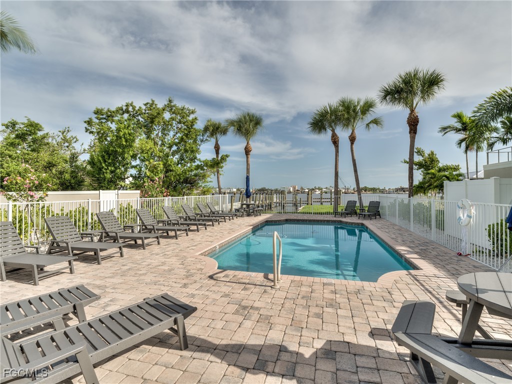 282/276 Delmar Avenue Fort Myers Beach FL 33931 2025016639 image44
