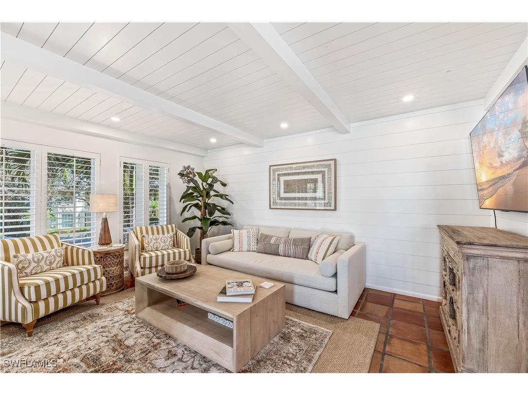 282 4th Street S Naples FL 34102 225084222 image2
