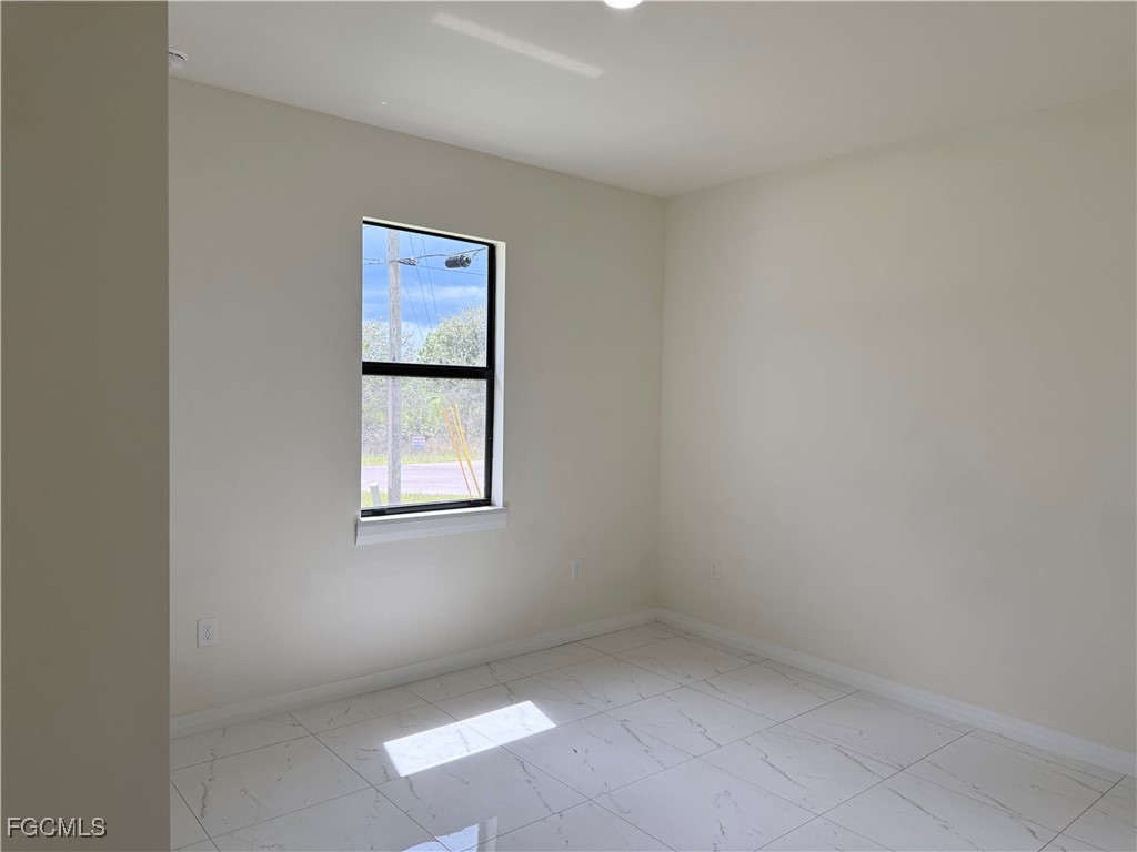 2820 47th Street W Lehigh Acres FL 33971 2025014577 image8