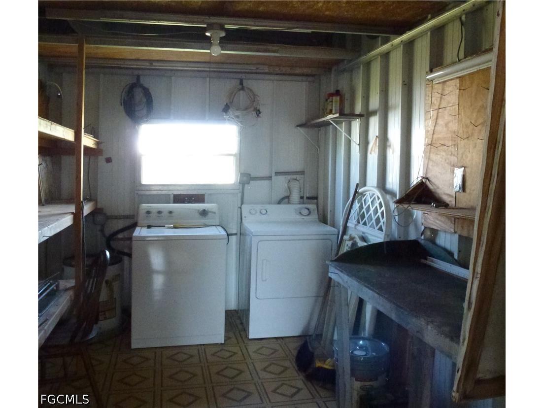 2820 Breezewood Drive North Fort Myers FL 33917 2026028835 image24