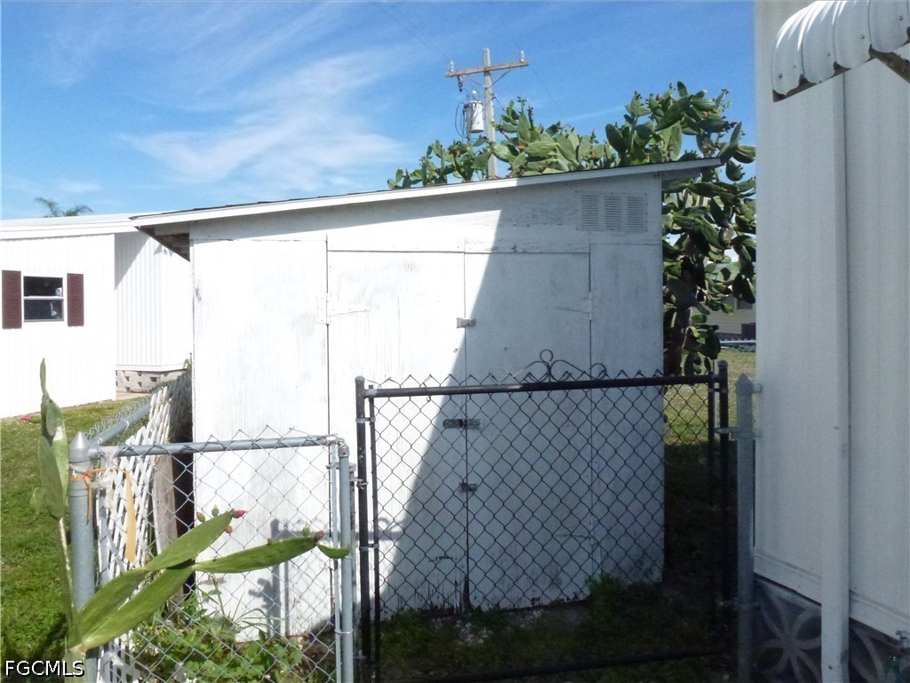 2820 Breezewood Drive North Fort Myers FL 33917 2026028835 image27