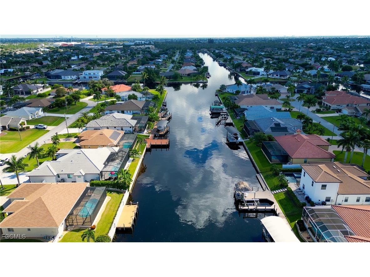 2820 SW 36th Street Cape Coral FL 33914 2025018191 image2