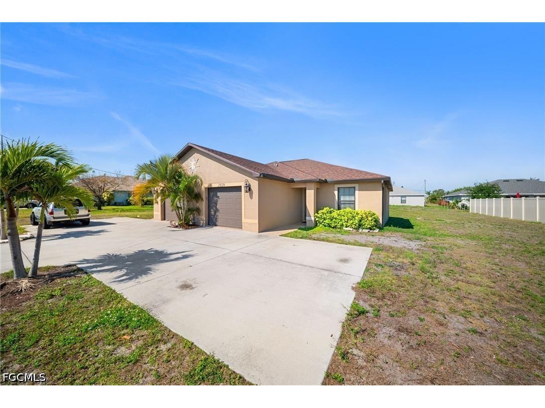 2820 SW 7th Place Cape Coral FL 33914 2026015403 image1