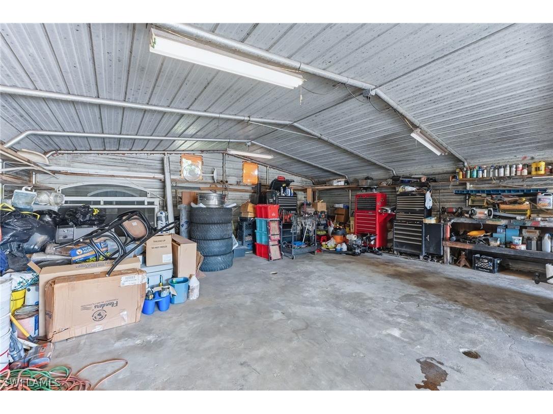 2821 24th Avenue NE Naples FL 34120 226011559 image40