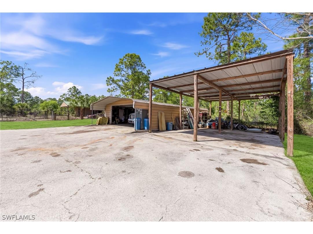 2821 24th Avenue NE Naples FL 34120 226011559 image42