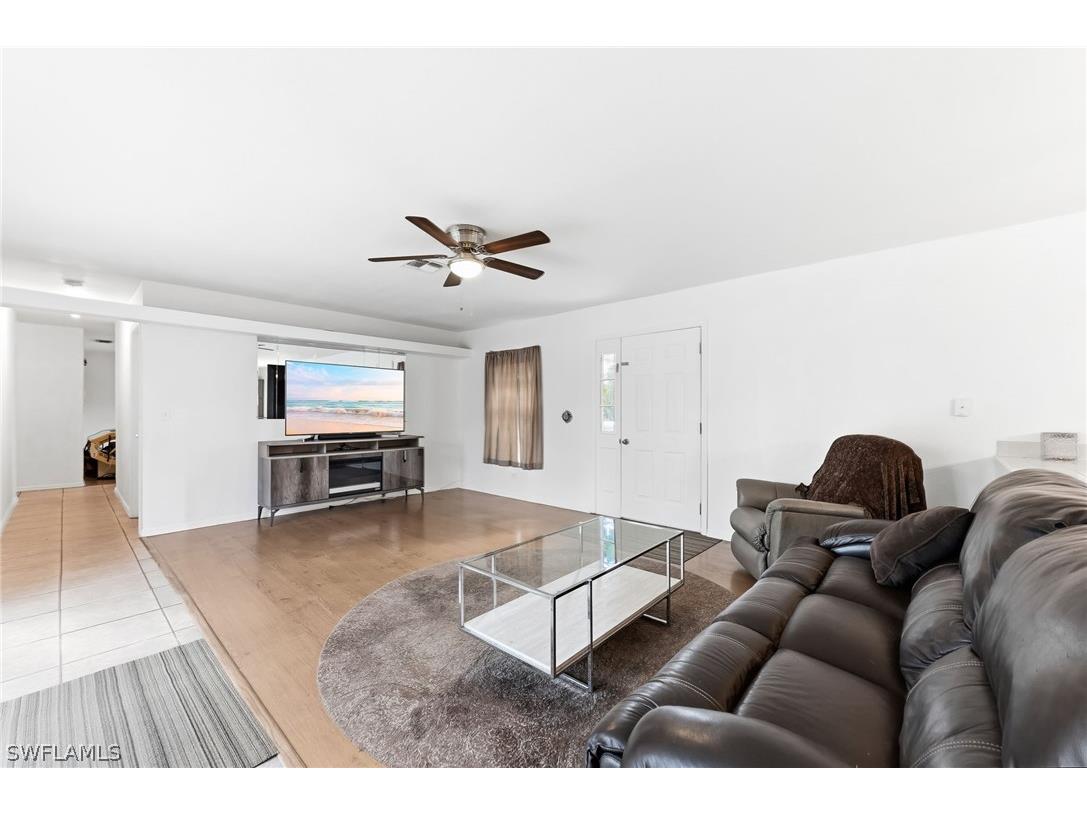 2821 24th Avenue NE Naples FL 34120 226011559 image6