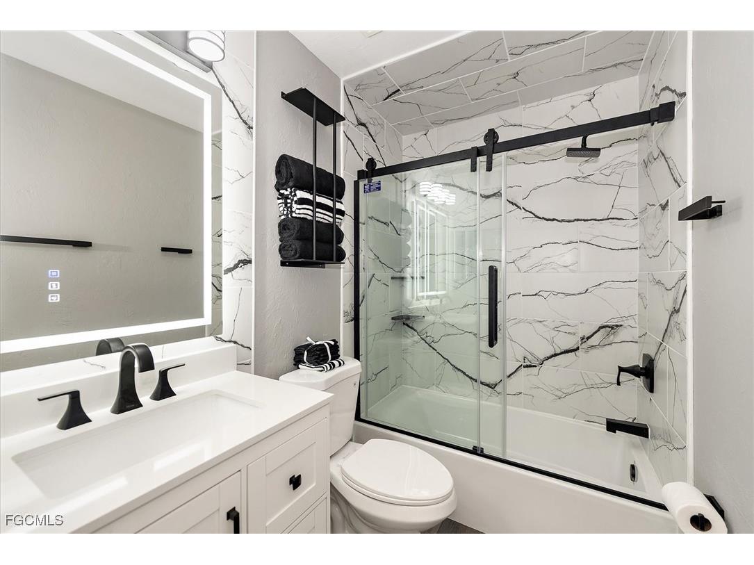 2821 NE 4th Place Cape Coral FL 33909 2025022295 image20