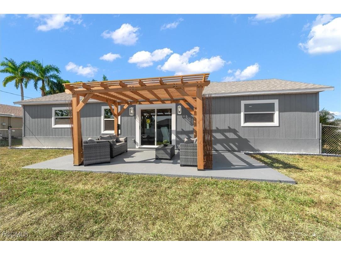 2821 NE 4th Place Cape Coral FL 33909 2025022295 image27