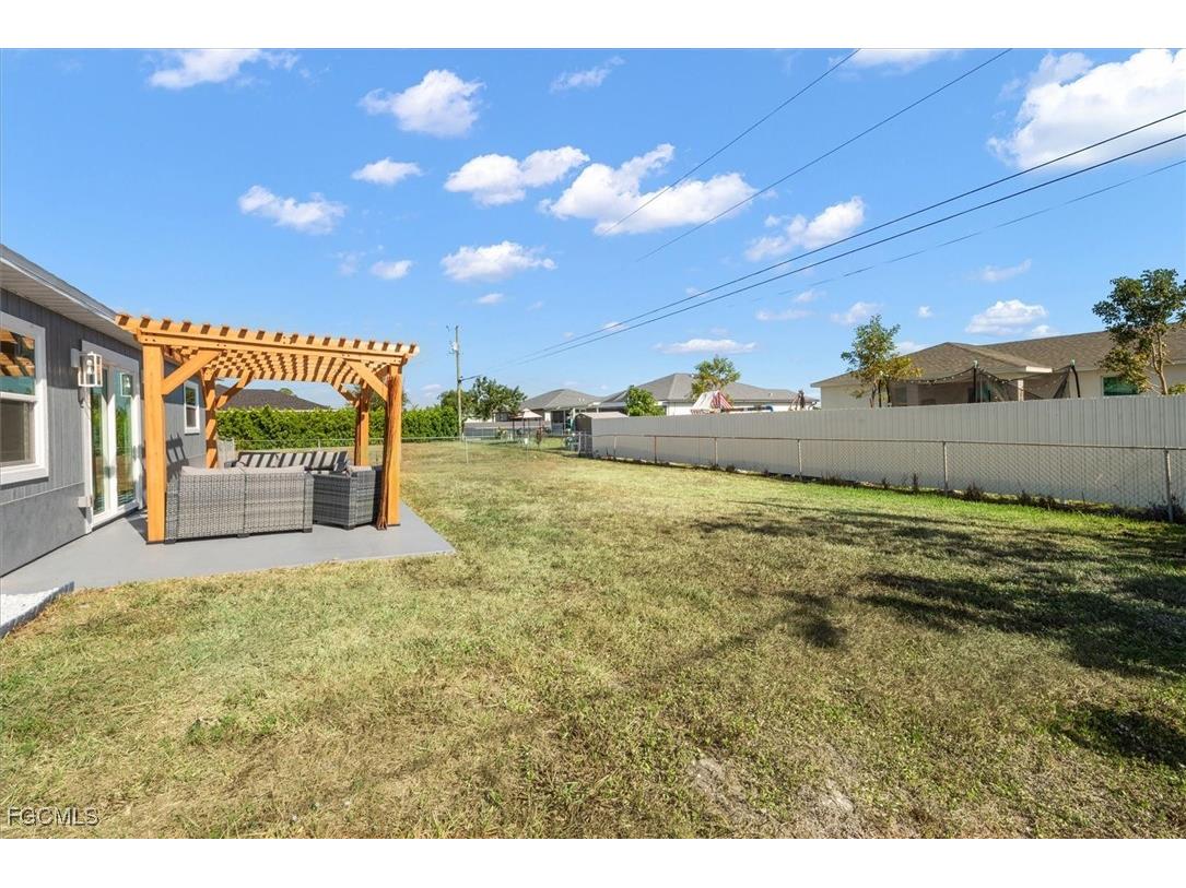 2821 NE 4th Place Cape Coral FL 33909 2025022295 image28