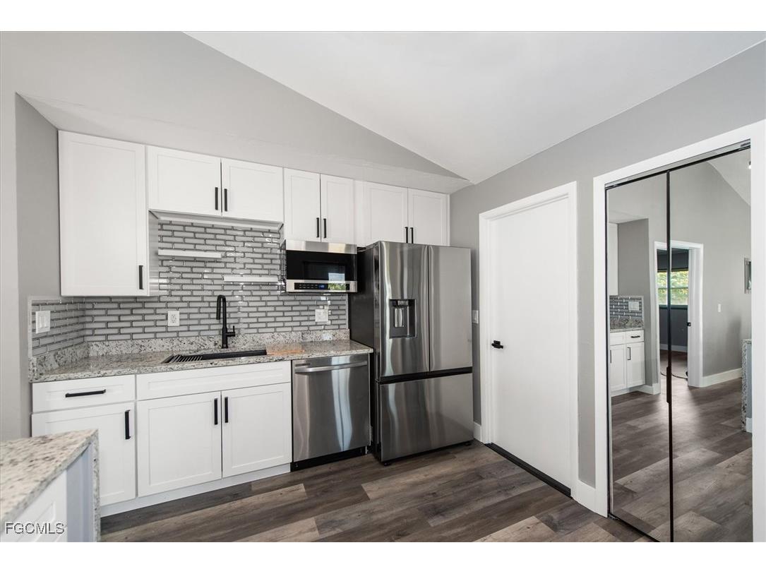 2821 NE 4th Place Cape Coral FL 33909 2025022295 image6