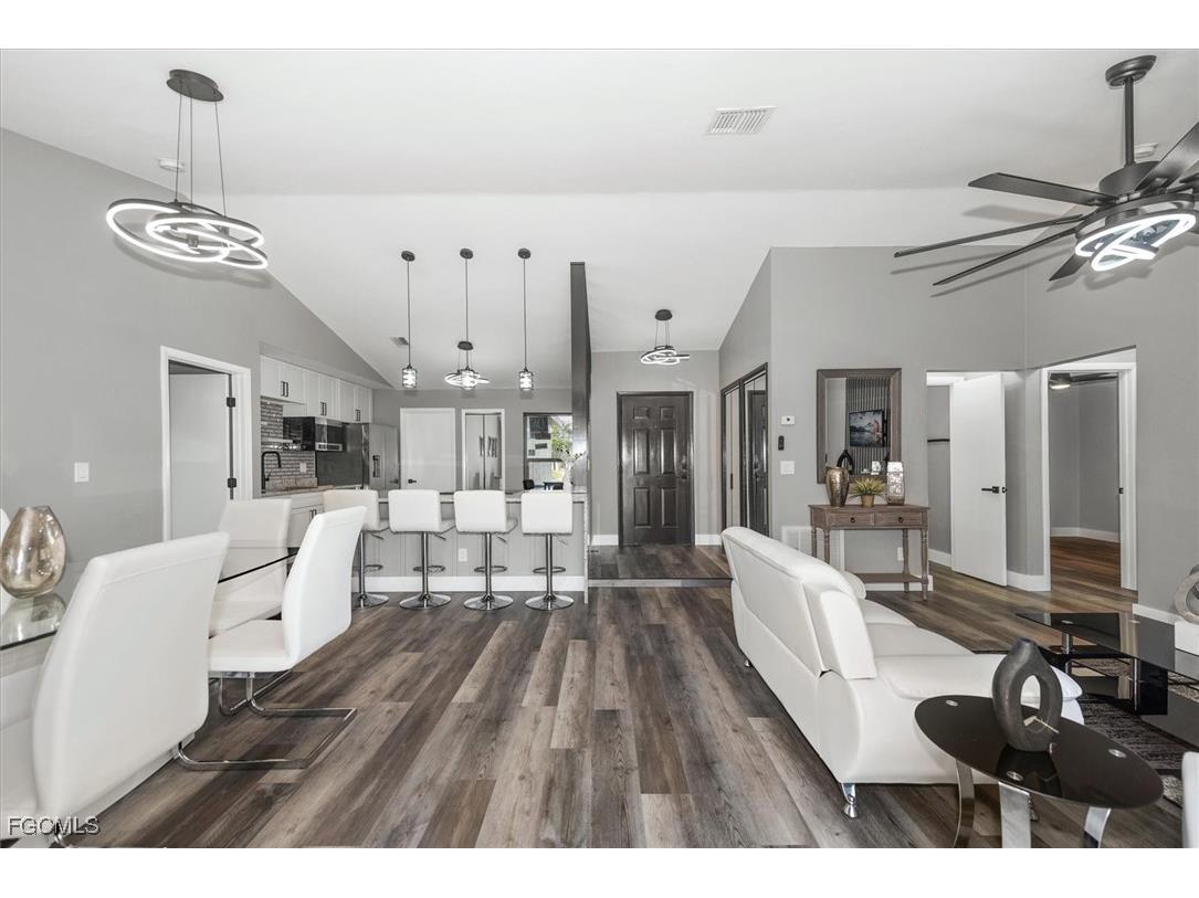 2821 NE 4th Place Cape Coral FL 33909 2025022295 image9