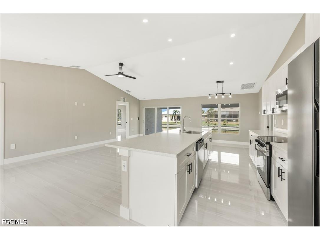 2821 NW 25th Lane Cape Coral FL 33993 2026014949 image10