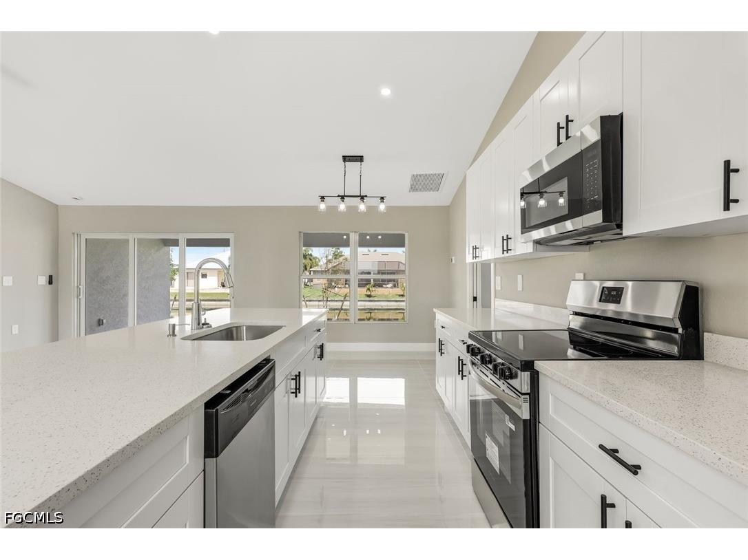 2821 NW 25th Lane Cape Coral FL 33993 2026014949 image9