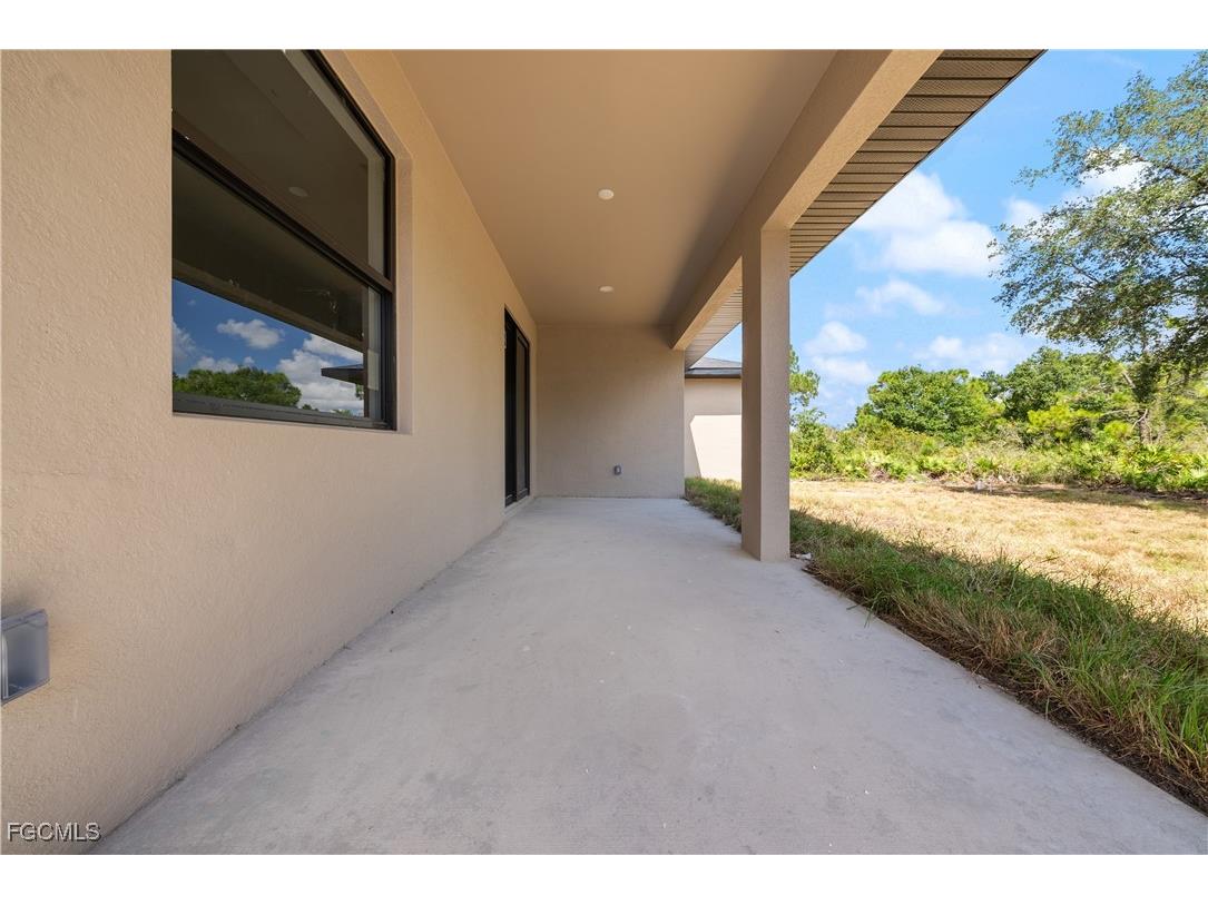 2822 52nd Street W Lehigh Acres FL 33971 2025006733 image29