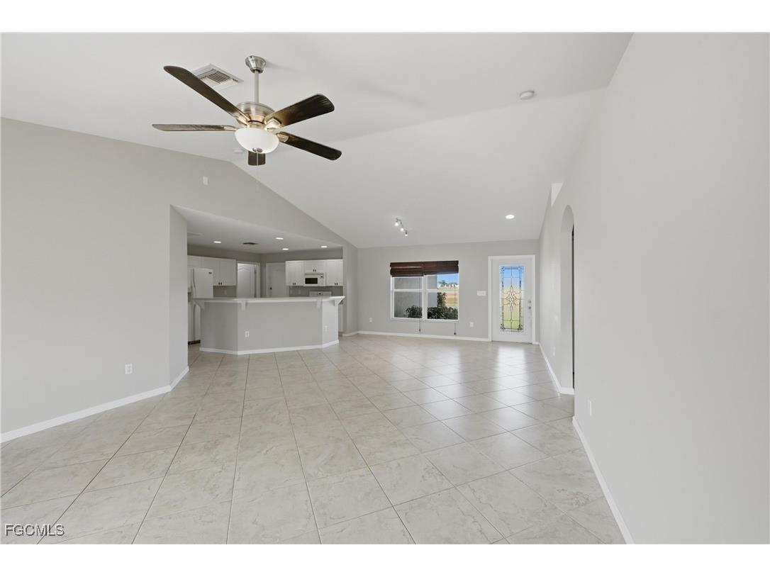 2822 NW 11th Terrace Cape Coral FL 33993 2025026314 image9