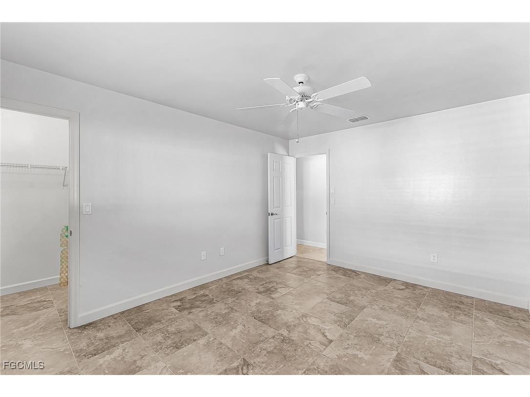 2822 SE 22nd Place Cape Coral FL 33904 2025020930 image18