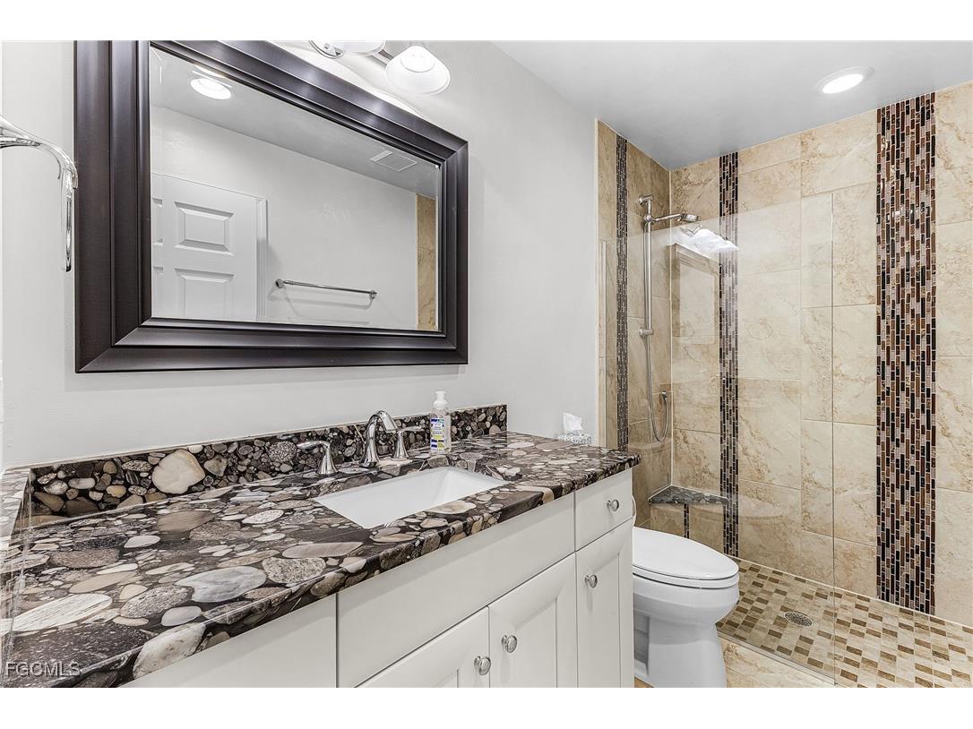 2822 SE 22nd Place Cape Coral FL 33904 2025020930 image19