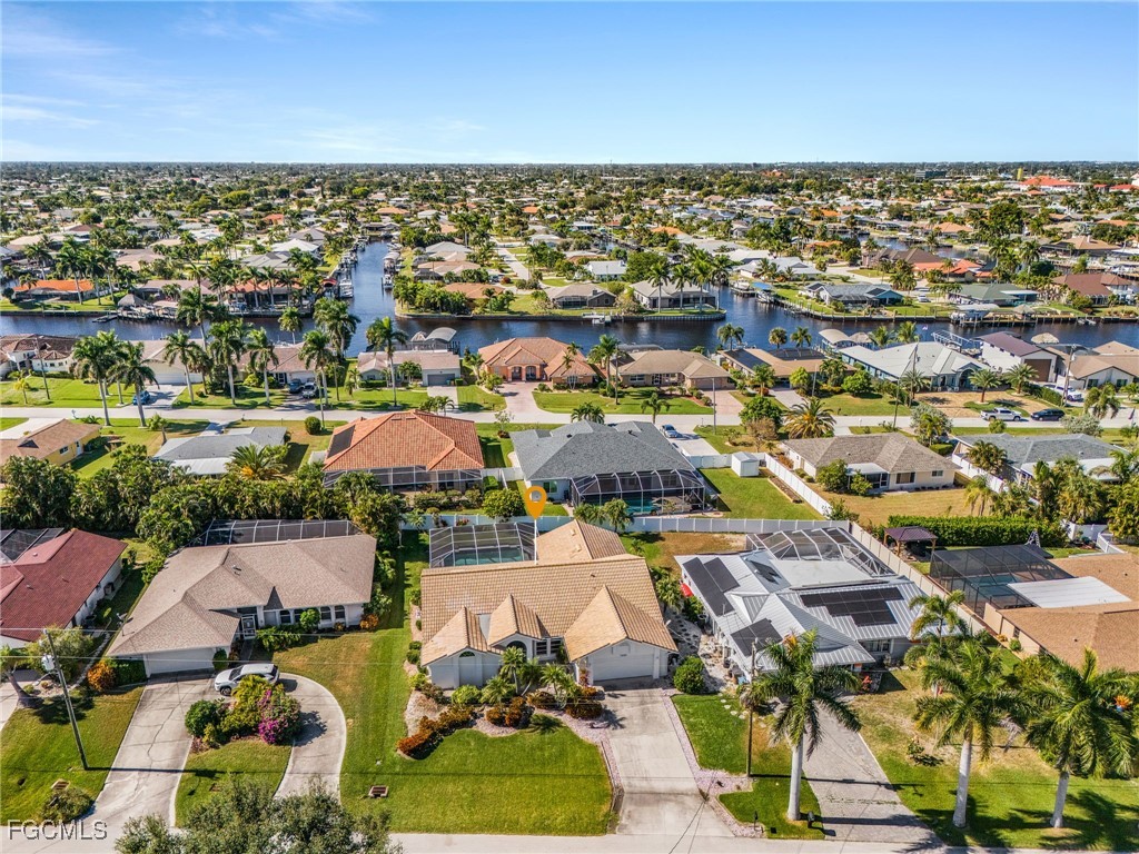 2822 SE 22nd Place Cape Coral FL 33904 2025020930 image35