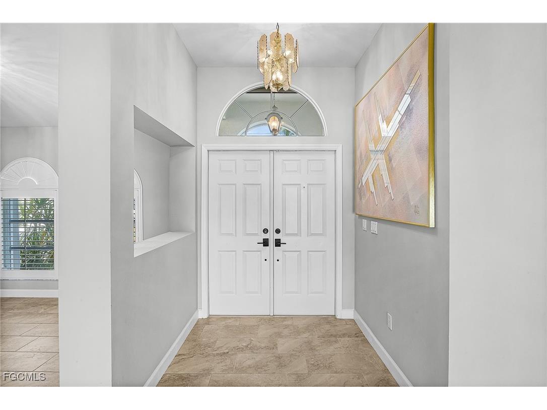 2822 SE 22nd Place Cape Coral FL 33904 2025020930 image5