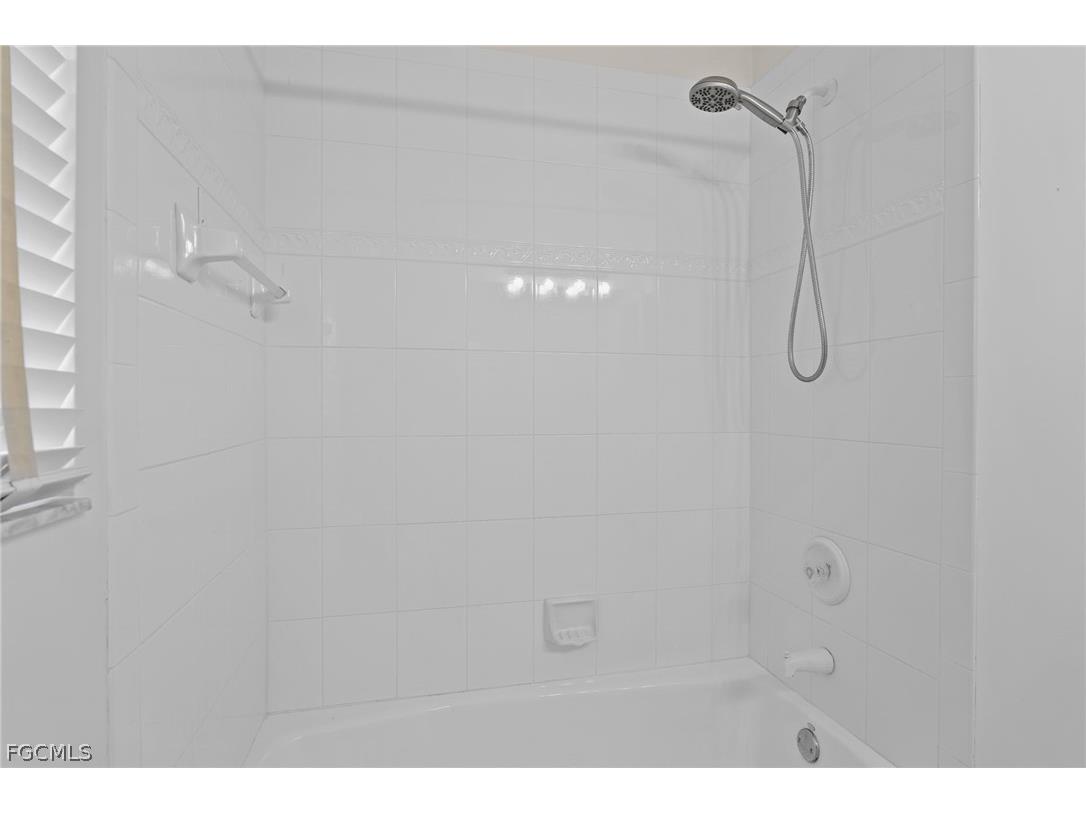 2822 SW 49th Terrace Cape Coral FL 33914 2026013400 image33