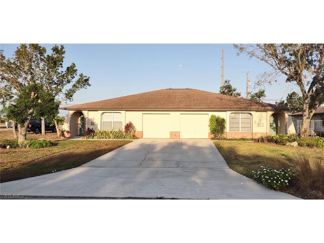 2823-2825 SW Santa Barbara Place Cape Coral FL 33914 222089414 image1